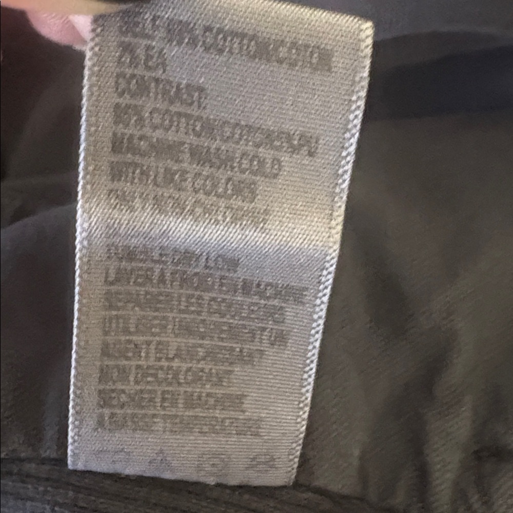 James Perse Women’s Cotton Cropped Moto Zip-up Utility Jacket in Washed Black - Picture 7 of 8